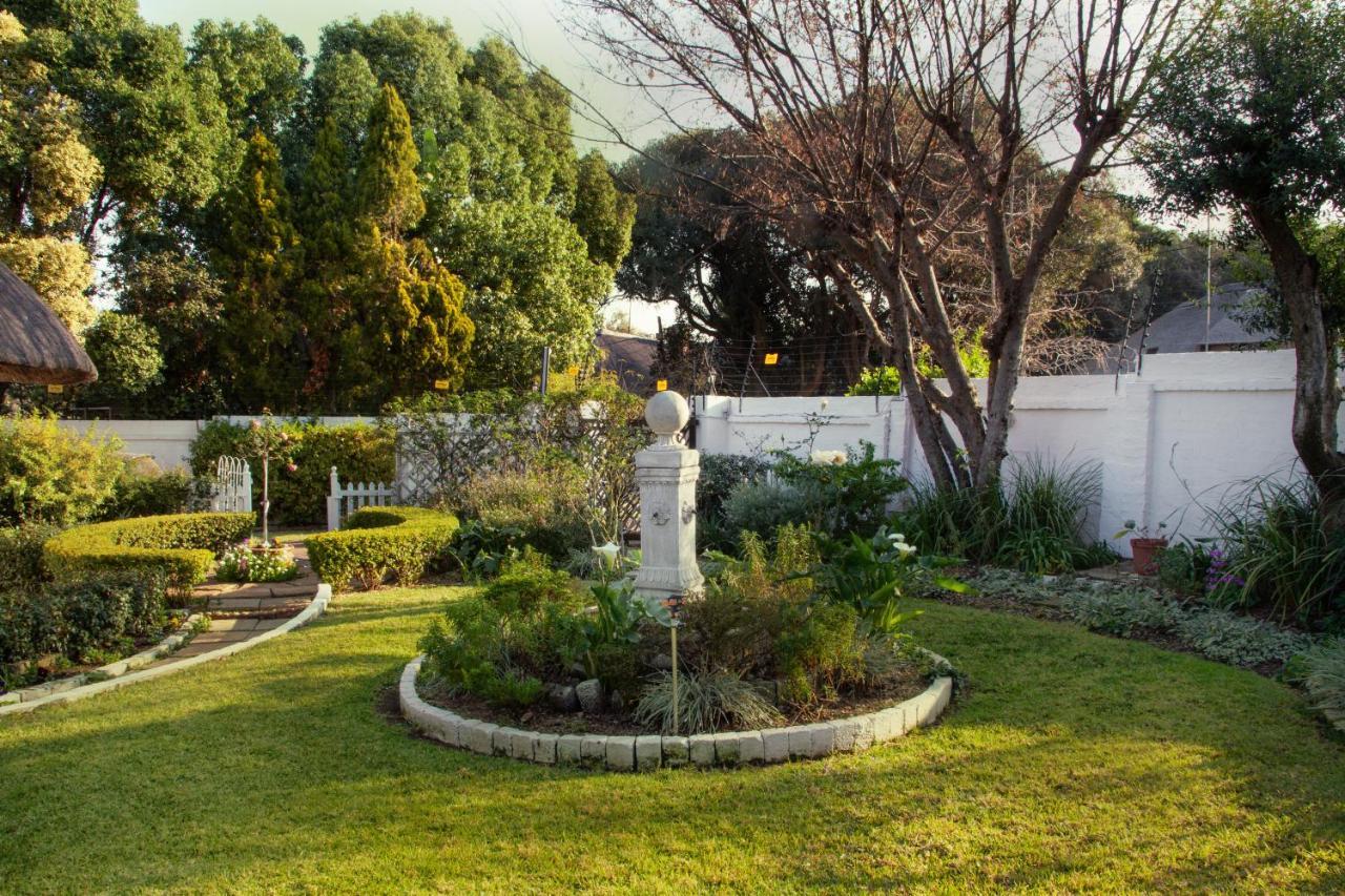 סנדטון Libra Lodge מראה חיצוני תמונה