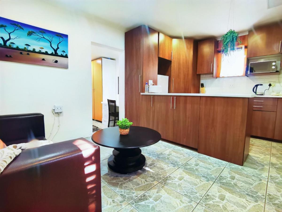 סנדטון Libra Lodge חדר תמונה