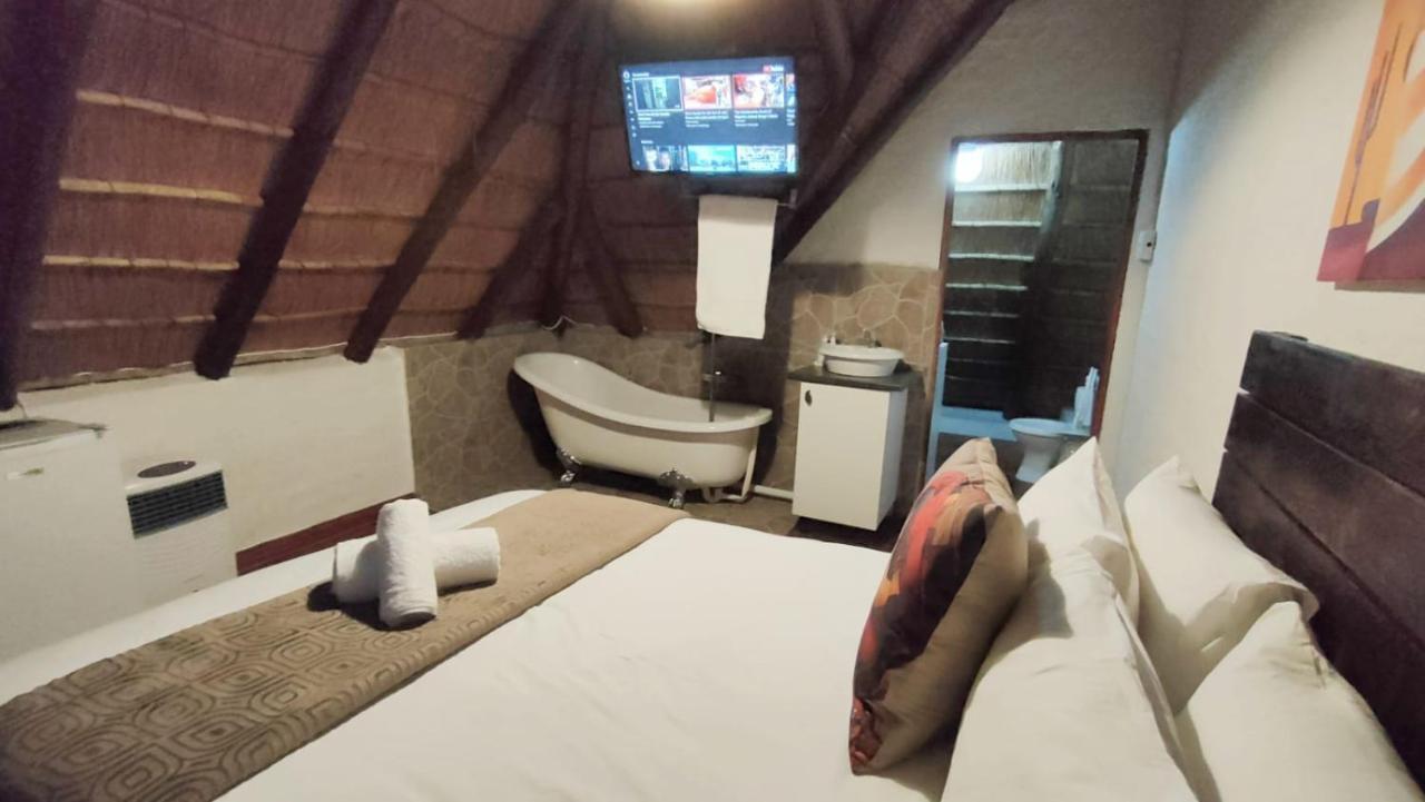 סנדטון Libra Lodge מראה חיצוני תמונה