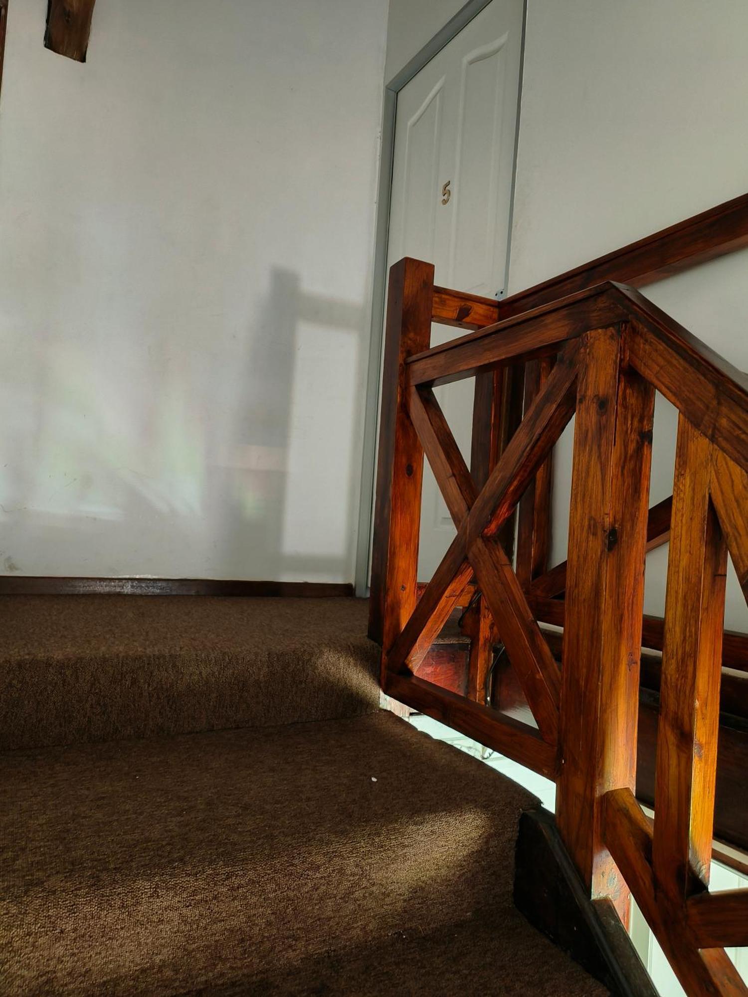 סנדטון Libra Lodge מראה חיצוני תמונה